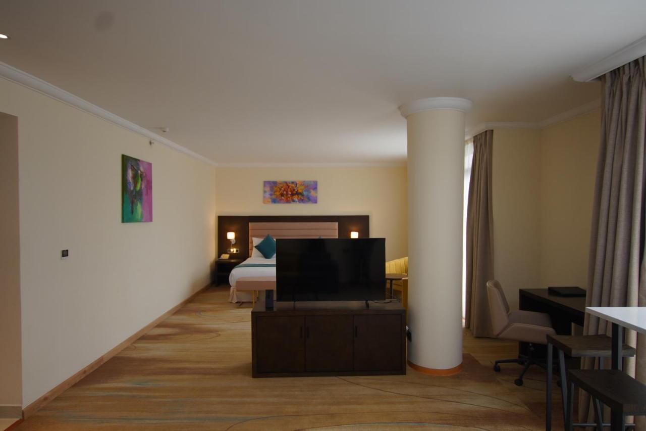Best Western Premier Dynasty 亚的斯亚贝巴 外观 照片