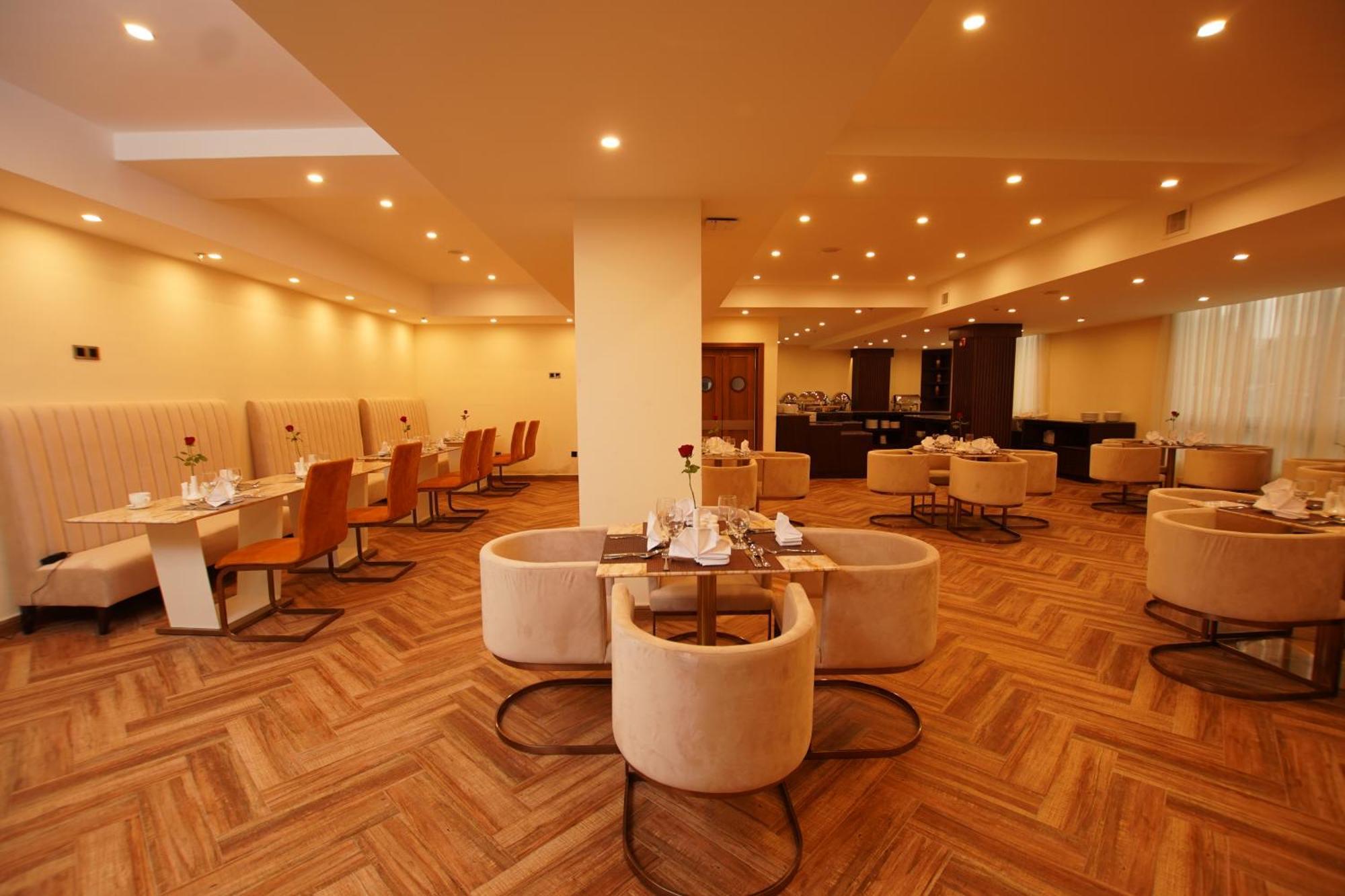 Best Western Premier Dynasty 亚的斯亚贝巴 外观 照片
